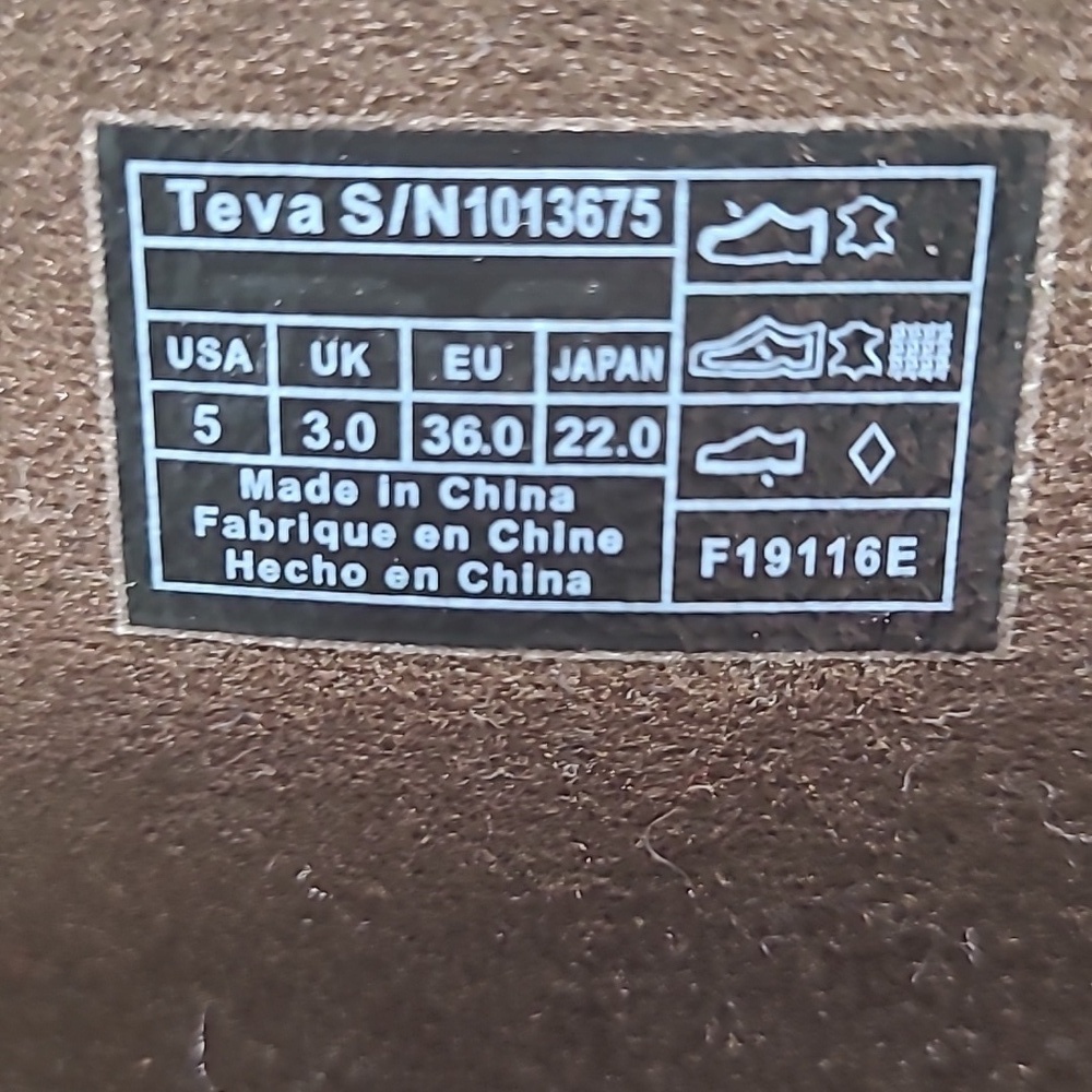 EUC Teva Boots Women's sz 5 Foxy Tall Cognac Leather Side Zip Waterproof Boots - Picture 10 of 14